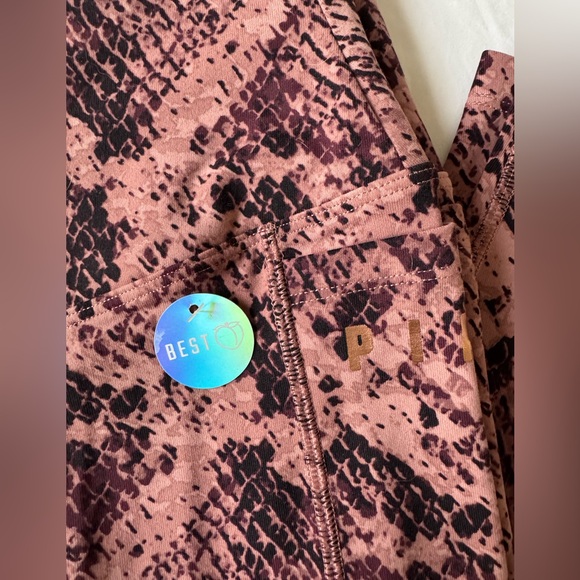 Victoria’s Secret PINK Leggings - Picture 2 of 3